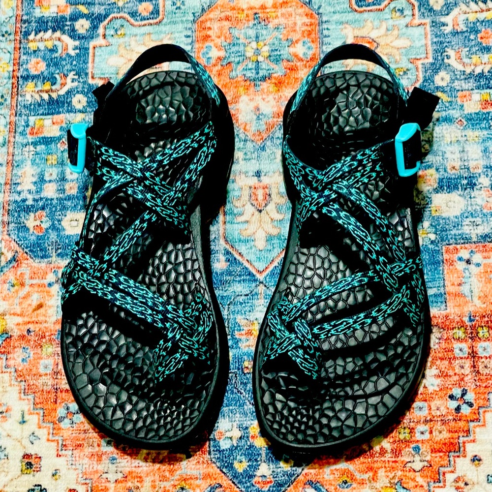 Chaco Updraft X2 Northern Lights Sandals Women’s 9 Hiking Trail Exotread Strap